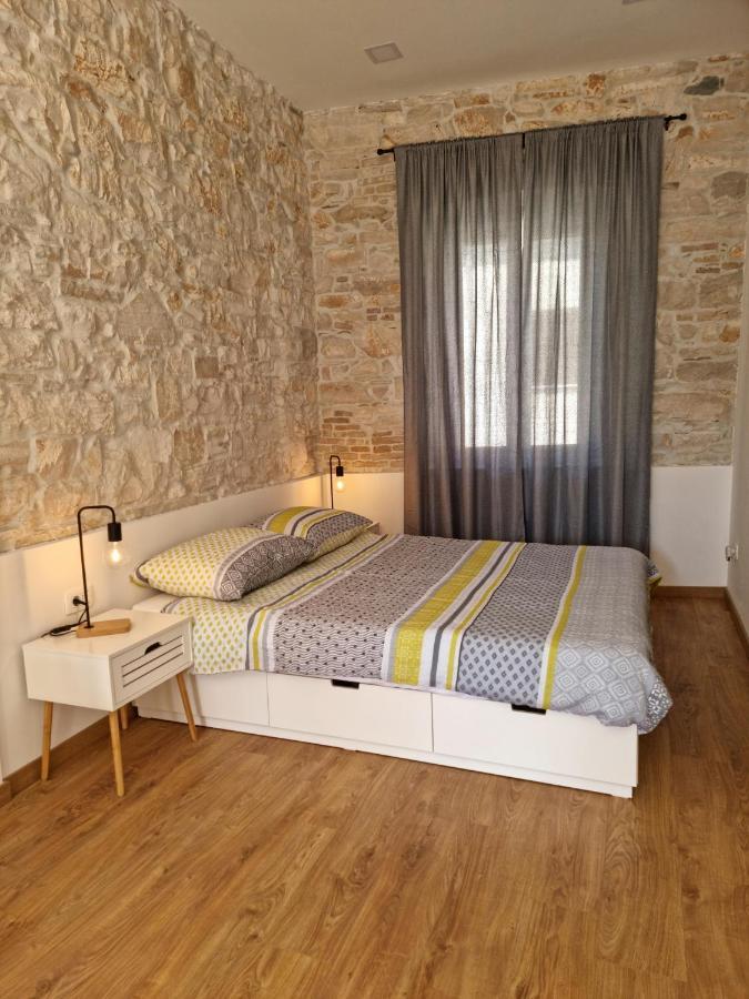Central Studio Apartment Pula Exterior foto